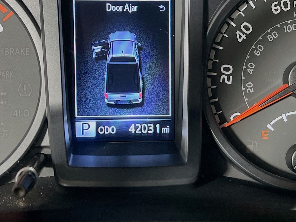 2022 Toyota Tacoma SR