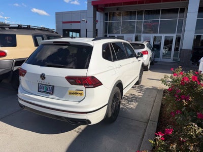 2022 Volkswagen Tiguan 2.0T SE R-Line Black