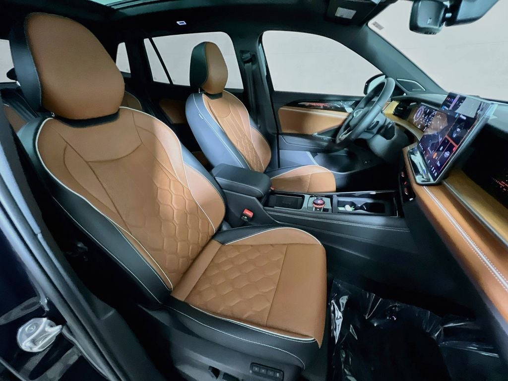 2026 Volkswagen Tiguan 2.0T SEL R-Line