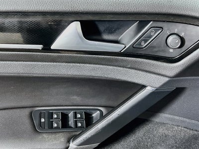 2017 Volkswagen Golf TSI SEL 4-Door