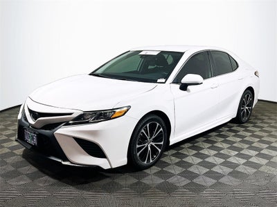2019 Toyota Camry SE