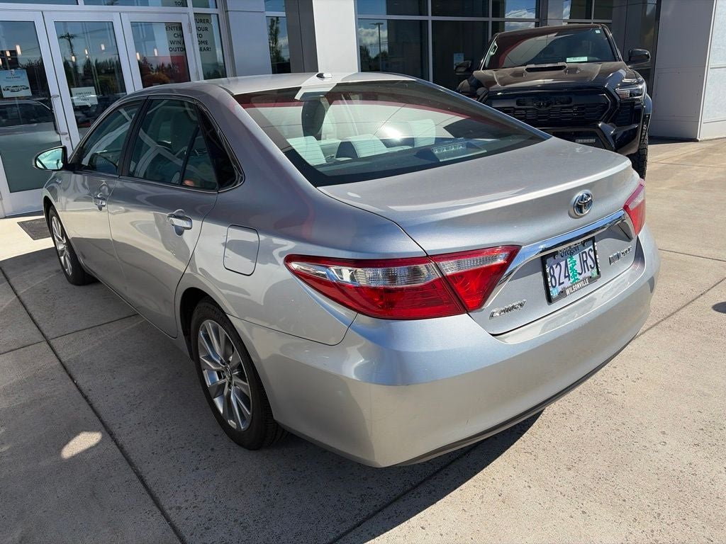 2017 Toyota Camry Hybrid LE