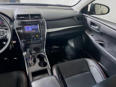 2017 Toyota Camry SE