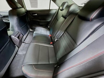 2017 Toyota Camry SE