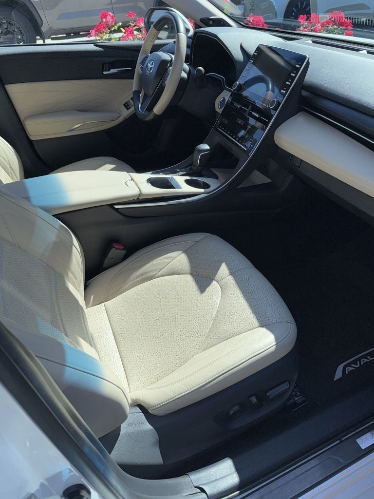 2020 Toyota Avalon Hybrid Limited