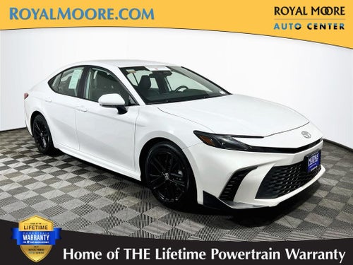 2025 Toyota Camry SE