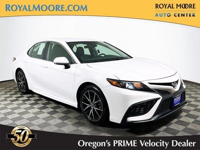 2021 Toyota Camry SE