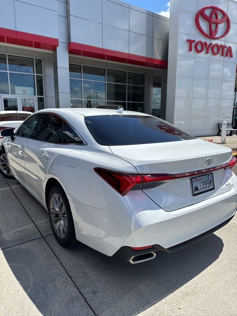 2021 Toyota Avalon XLE