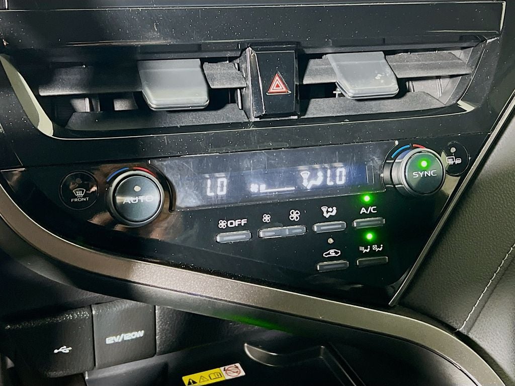 2023 Toyota Camry Hybrid SE