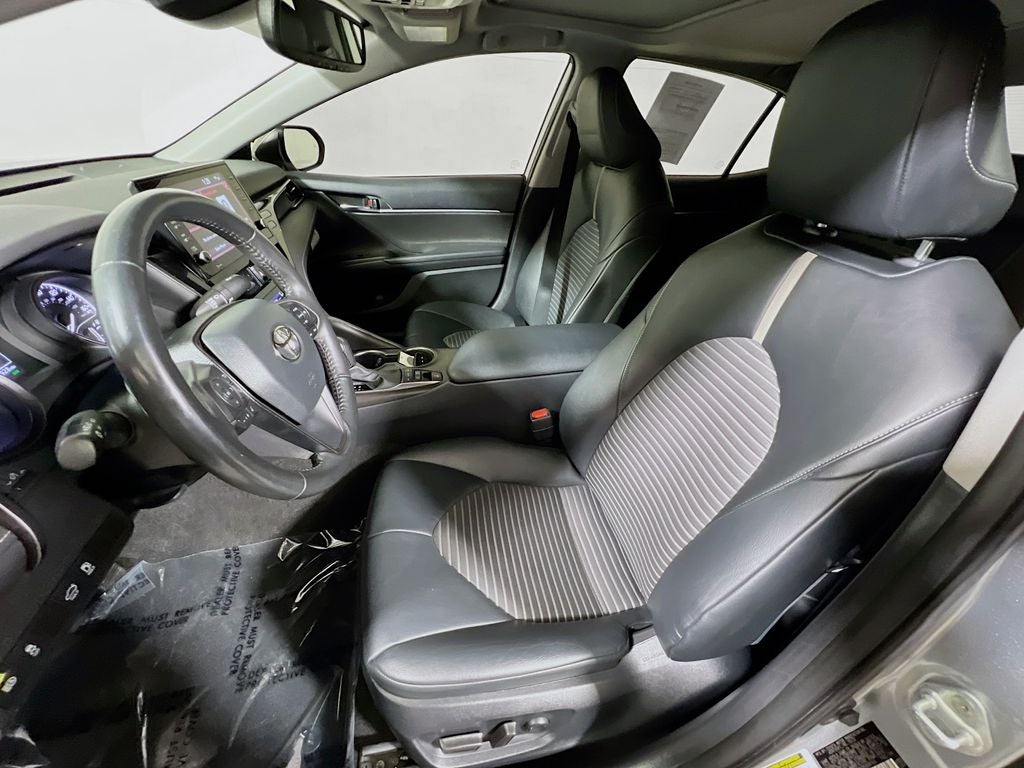 2023 Toyota Camry Hybrid SE