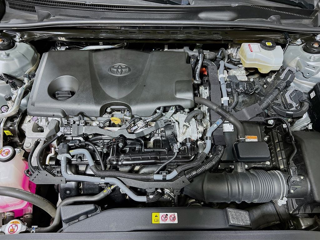 2023 Toyota Camry Hybrid SE