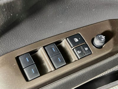 2023 Toyota Camry Hybrid SE NIGHTSHADE