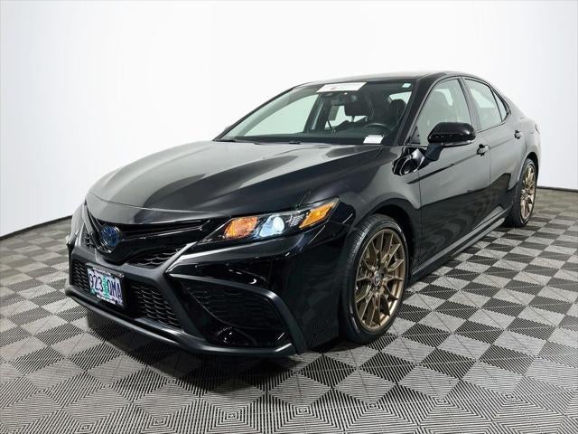 2023 Toyota Camry Hybrid SE NIGHTSHADE