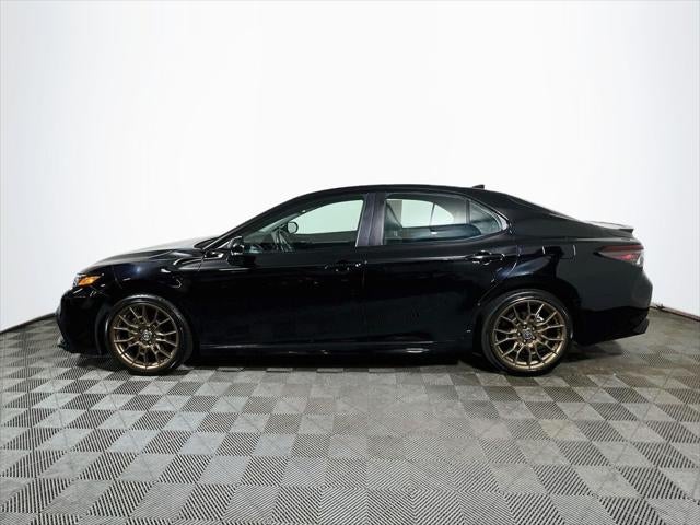 2023 Toyota Camry Hybrid SE NIGHTSHADE