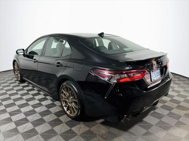 2023 Toyota Camry Hybrid SE NIGHTSHADE