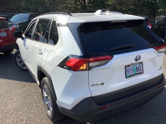 2022 Toyota RAV4 Hybrid LE