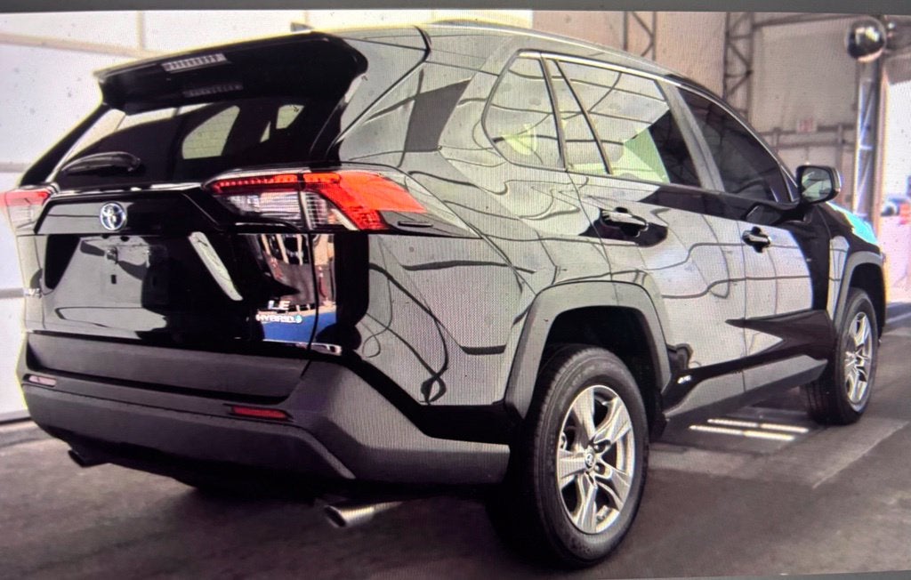2023 Toyota RAV4 Hybrid LE