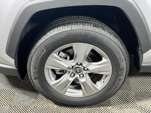 2023 Toyota RAV4 Hybrid LE