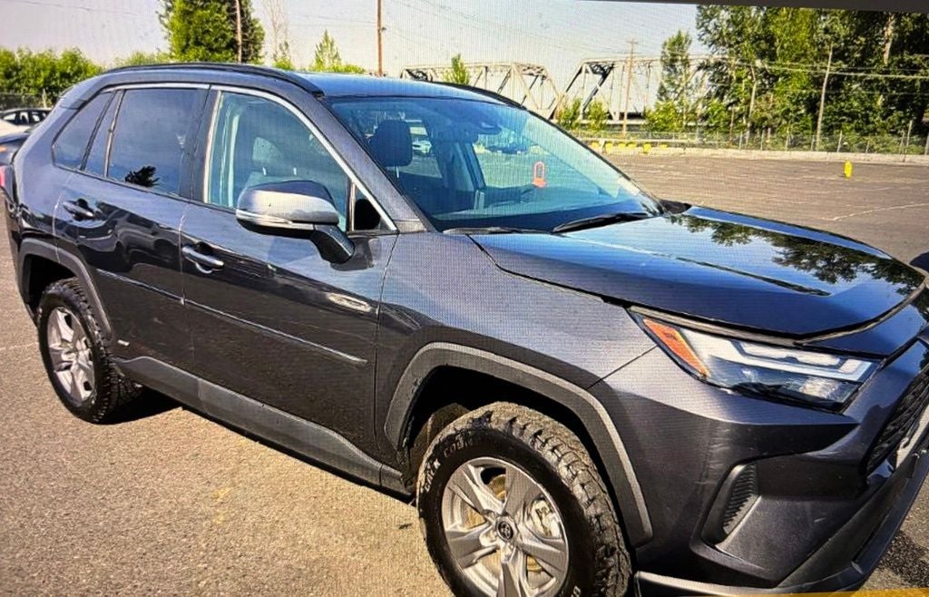2024 Toyota RAV4 Hybrid LE