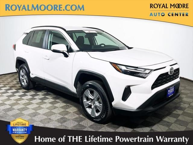 2025 Toyota RAV4 Hybrid XLE