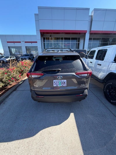 2024 Toyota RAV4 Hybrid XLE