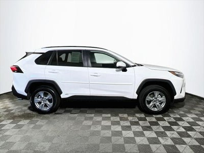 2025 Toyota RAV4 Hybrid XLE