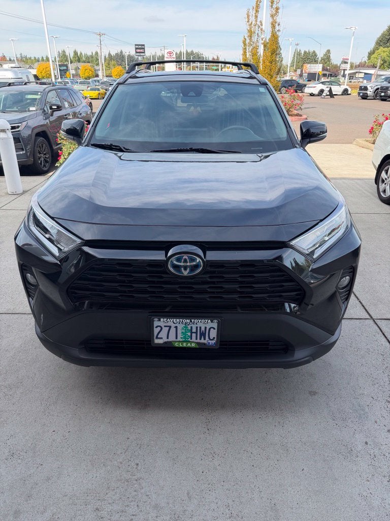 2021 Toyota RAV4 Hybrid XLE