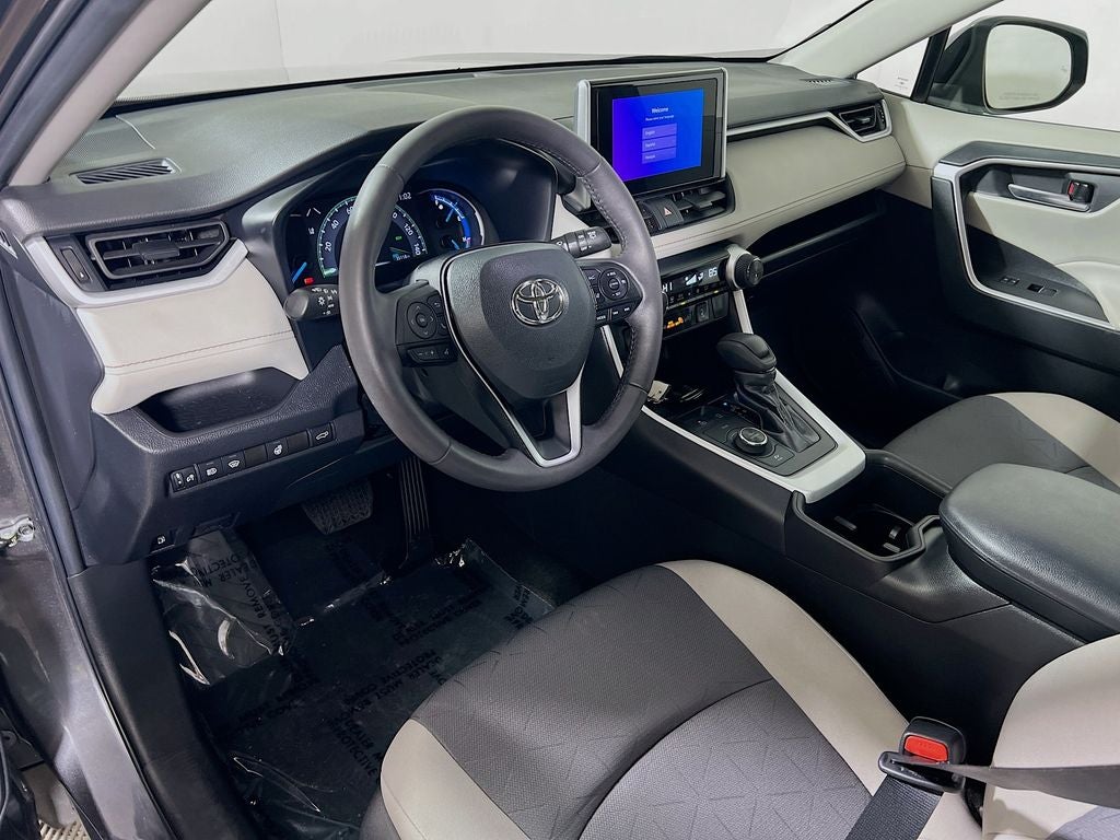 2023 Toyota RAV4 Hybrid XLE