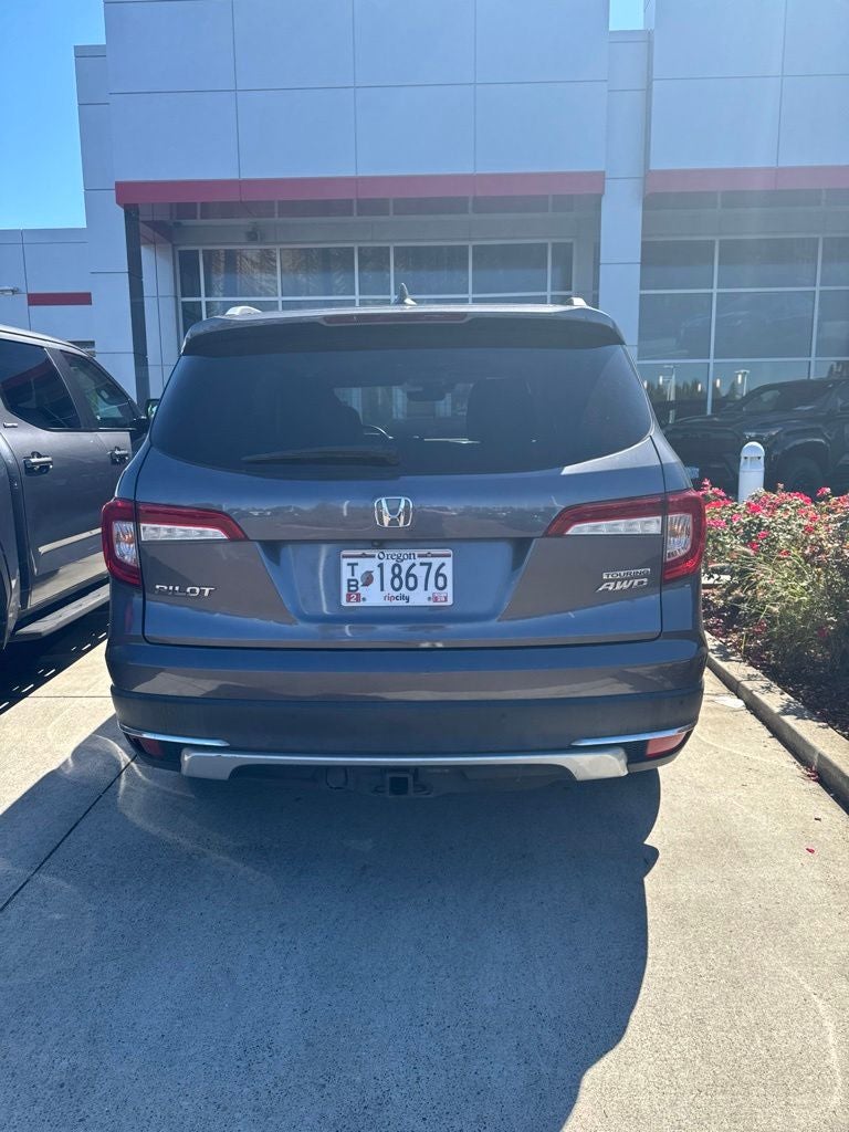 2020 Honda Pilot Touring 8 Passenger