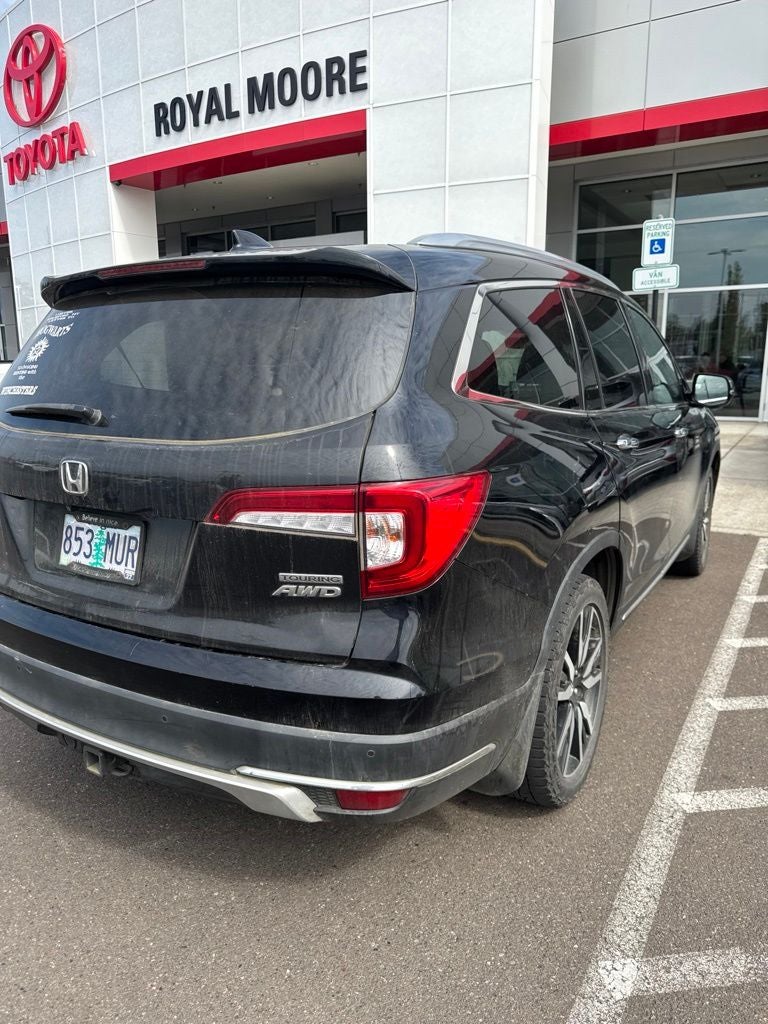 2021 Honda Pilot Touring 8 Passenger