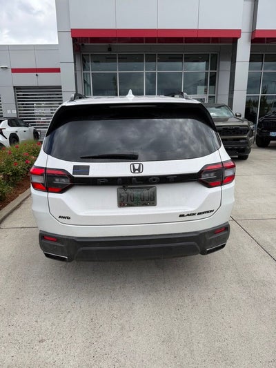 2025 Honda Pilot Black Edition