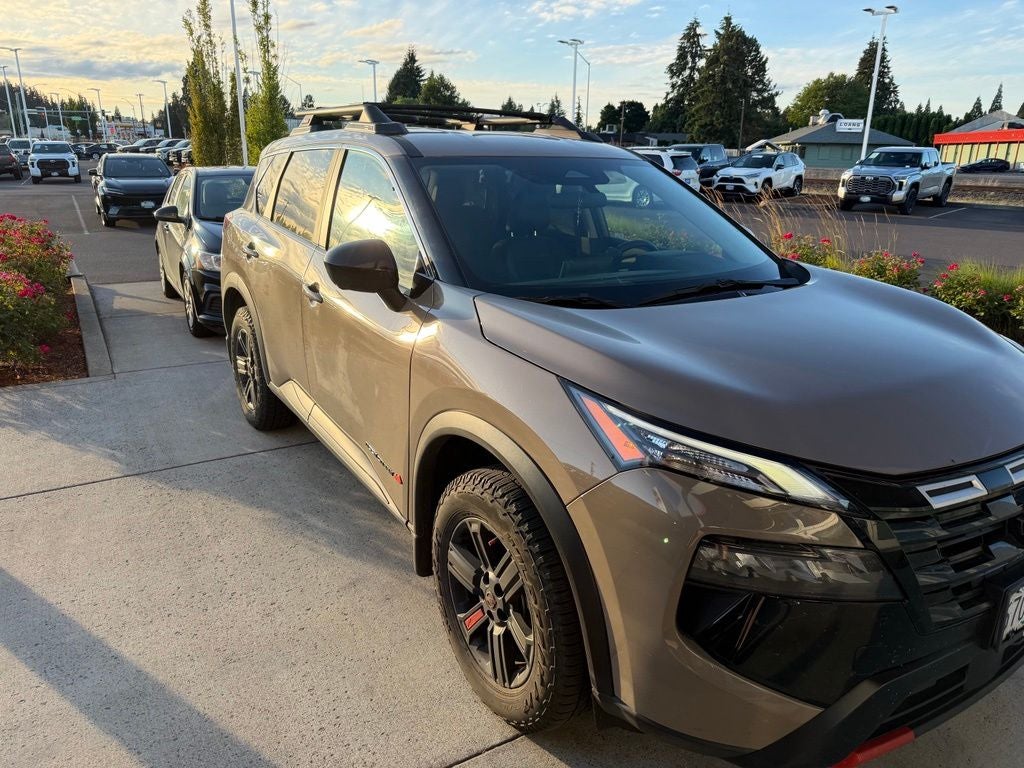 2025 Nissan Rogue Rock Creek