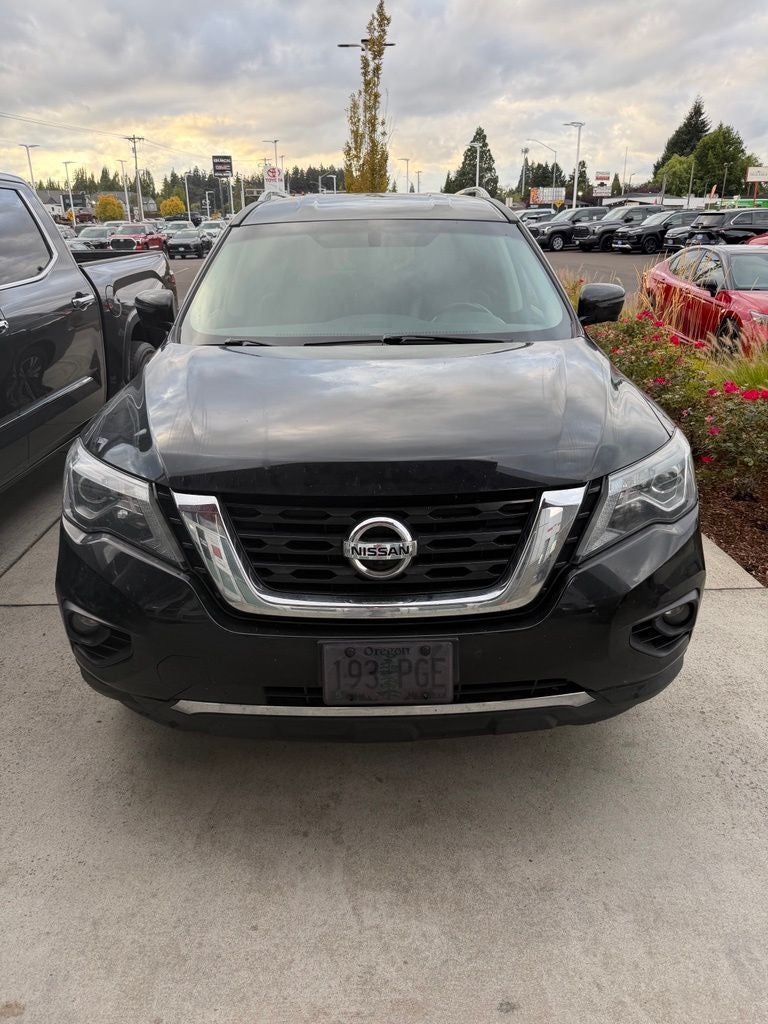 2019 Nissan Pathfinder SL