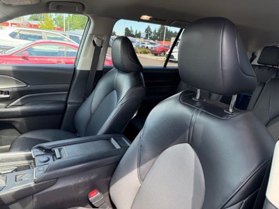 2024 Toyota Grand Highlander XLE