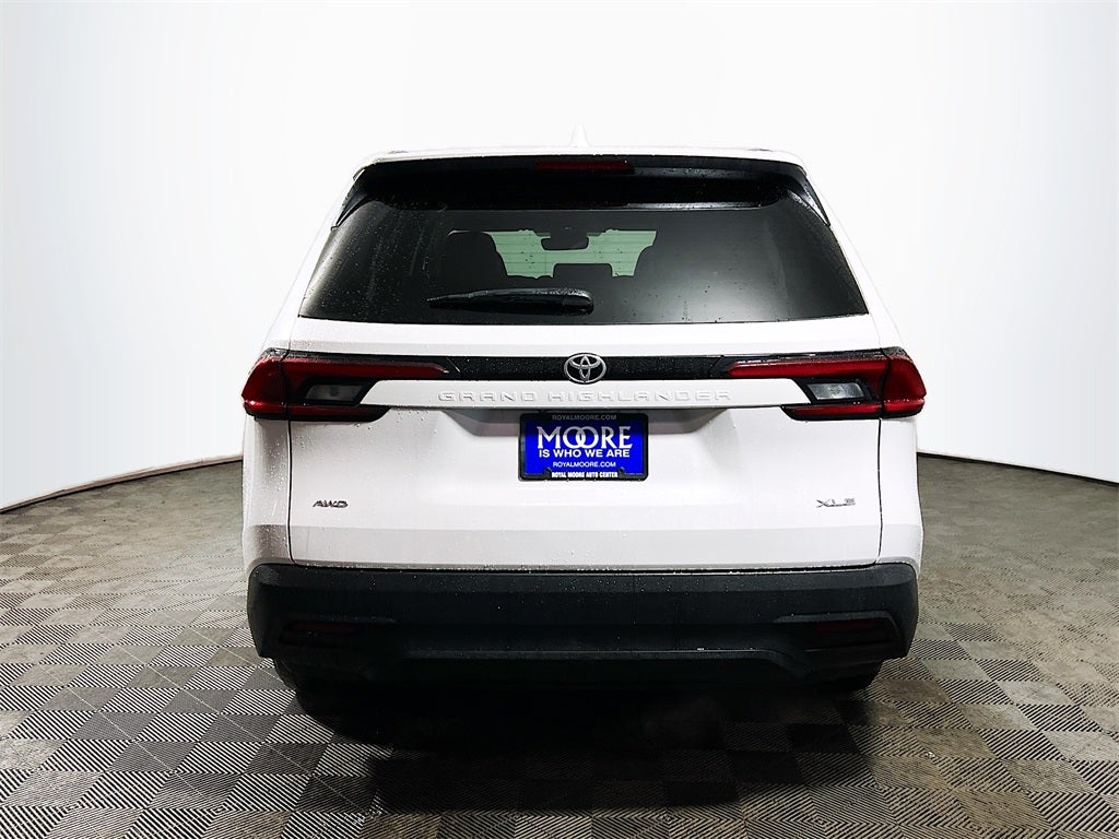 2025 Toyota Grand Highlander XLE