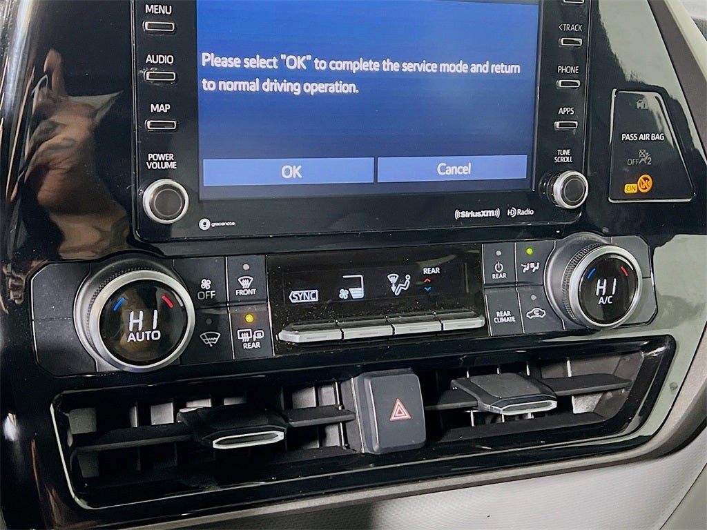 2022 Toyota Highlander LE