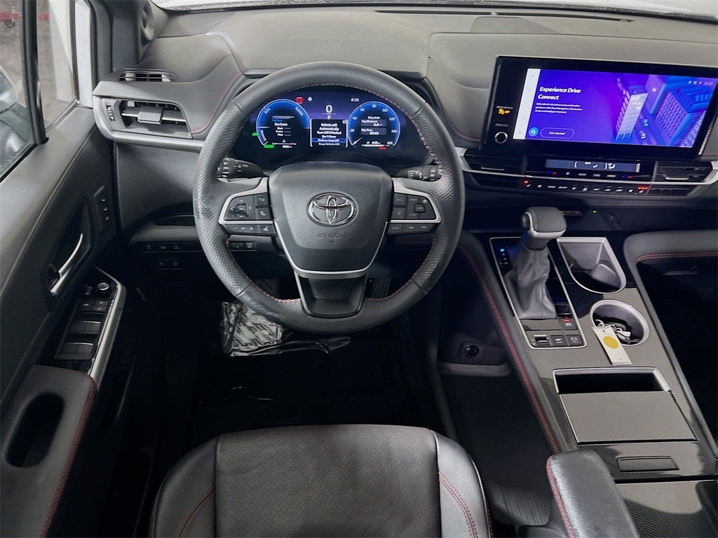 2025 Toyota Sienna XSE 7 Passenger