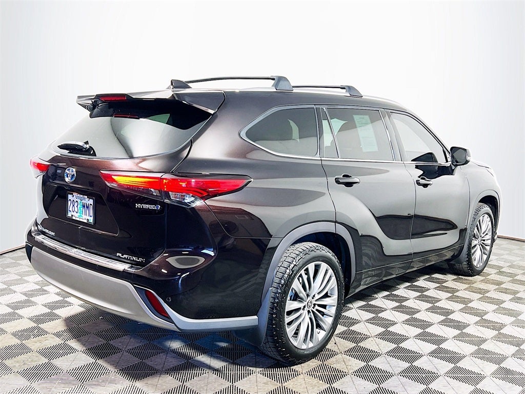 2020 Toyota Highlander Hybrid Platinum