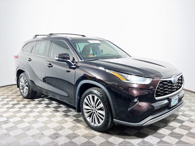 2020 Toyota Highlander Hybrid Platinum