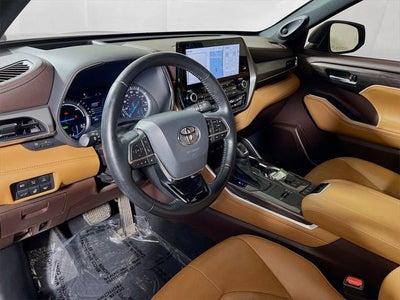 2020 Toyota Highlander Hybrid Platinum