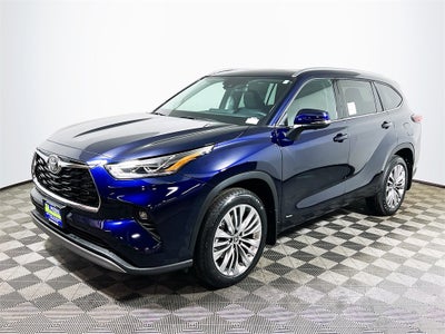 2026 Toyota Highlander Hybrid Platinum