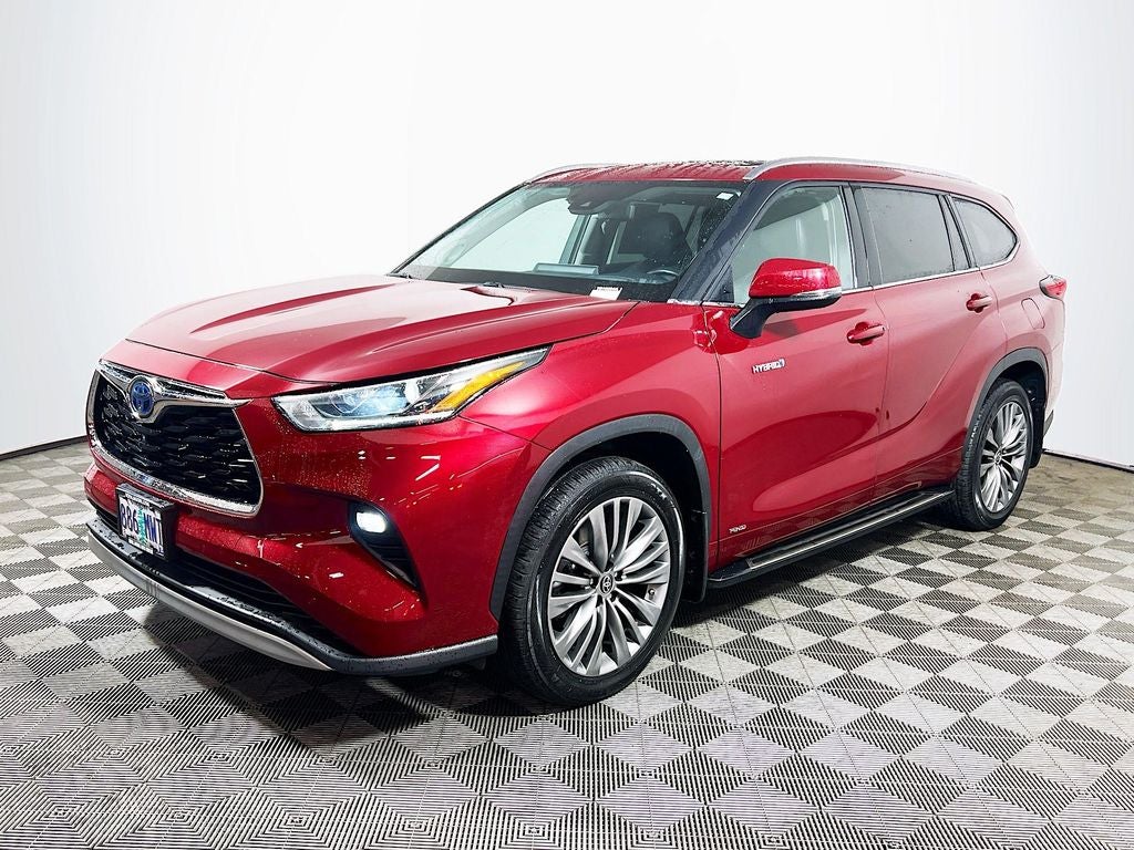 2021 Toyota Highlander Hybrid Platinum