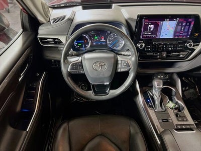 2021 Toyota Highlander Hybrid Platinum