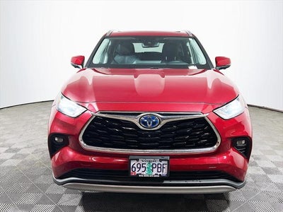 2023 Toyota Highlander Hybrid Platinum