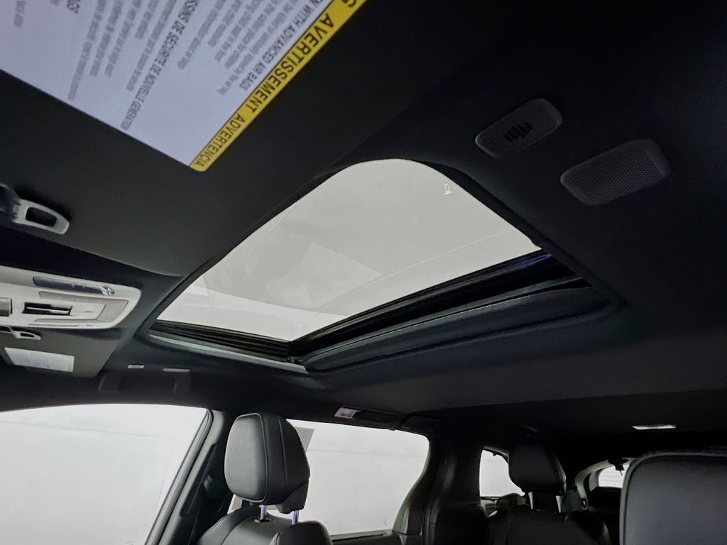 2025 Toyota Sienna Platinum 7 Passenger