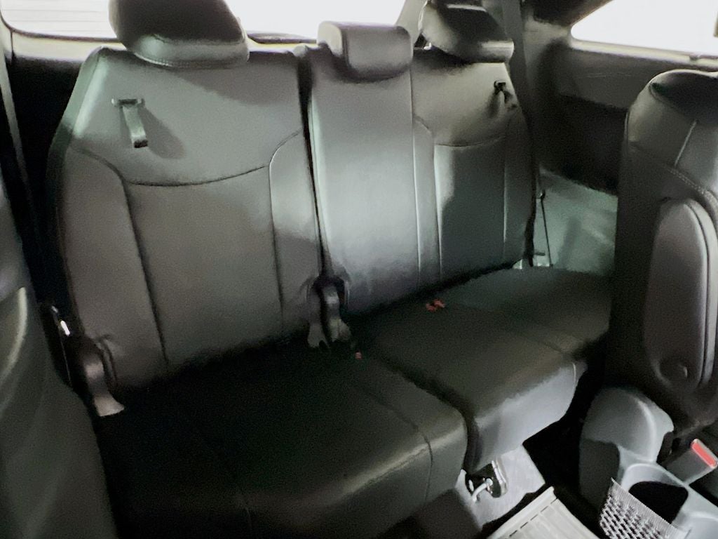 2025 Toyota Sienna Platinum 7 Passenger