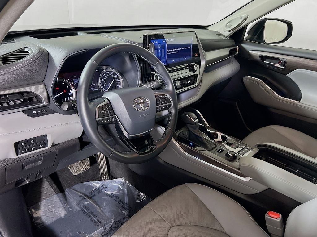 2021 Toyota Highlander Platinum