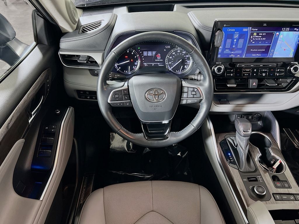 2021 Toyota Highlander Platinum