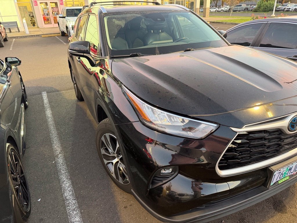 2020 Toyota Highlander Hybrid XLE