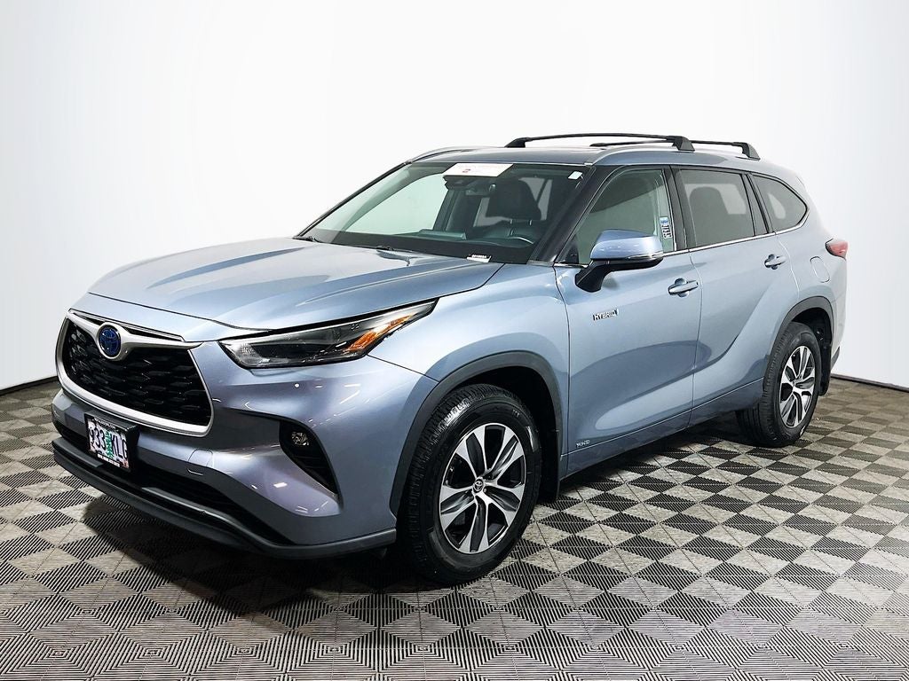 2021 Toyota Highlander Hybrid XLE